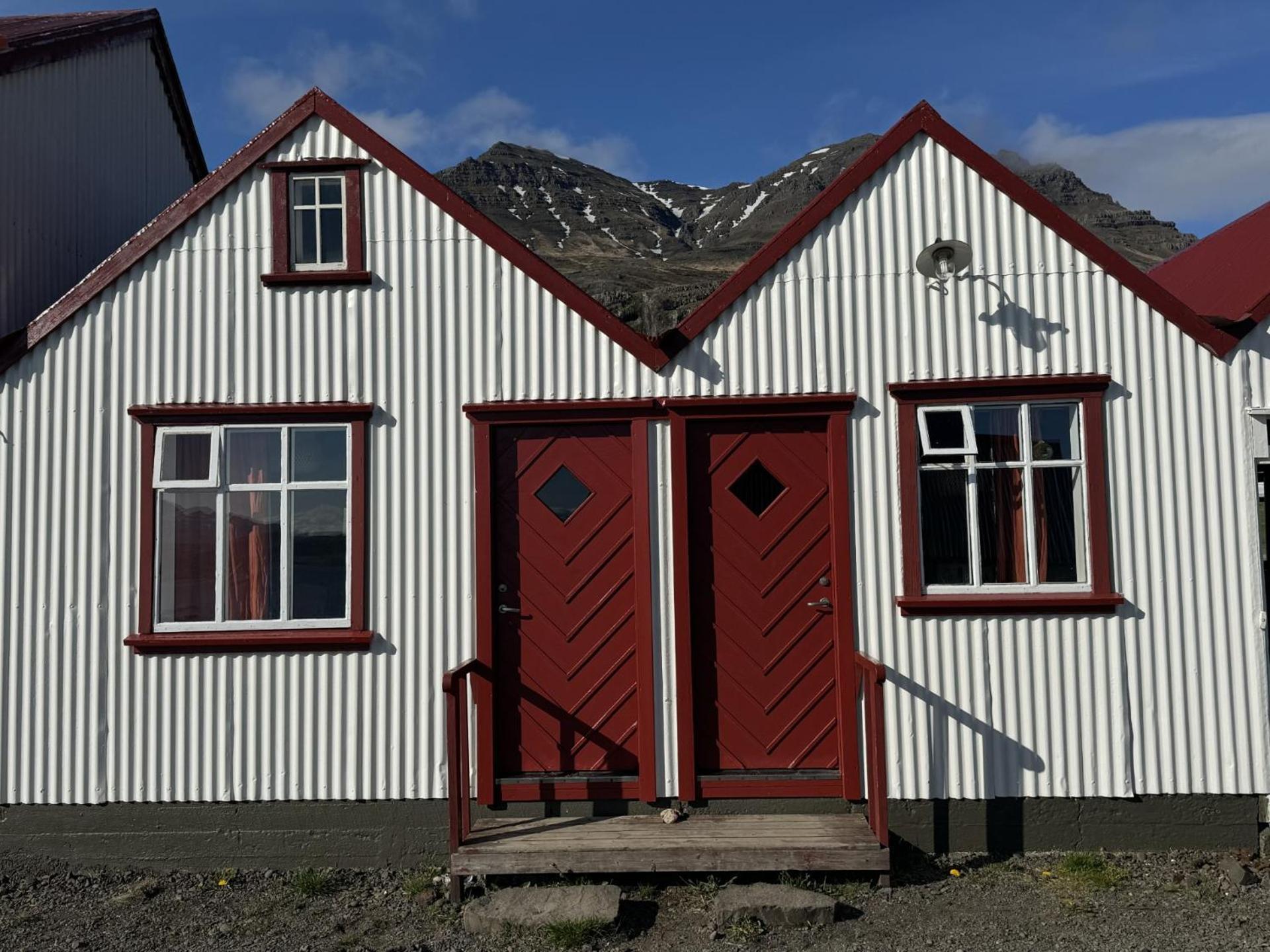Berunes Hi Hostel Exteriör bild