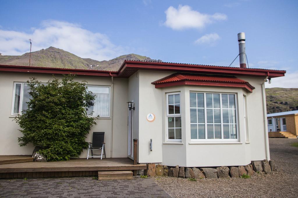 Berunes Hi Hostel Exteriör bild
